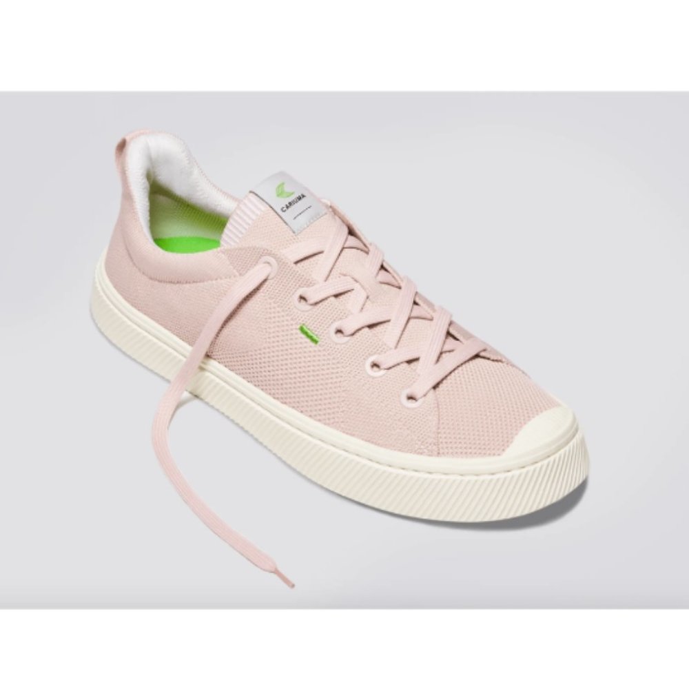 Cariuma IBI Bamboo Knit Sneakers in Rose Pink